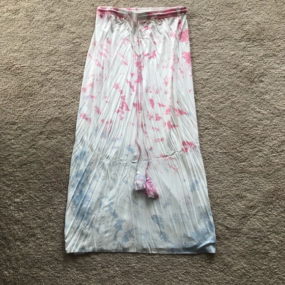 Tight maxi skirt!! - Picture 2 of 3